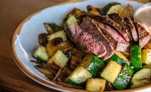  japanese style hibachi beef bowl vegetables